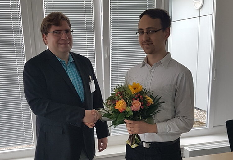 Lukas Traeger ist jetzt IHK-geprüfter Fachinformatiker für Systemintegration