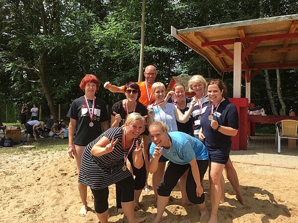 Platz 1 beim 18. Sparkassencup für unsere Physiotherapeuten