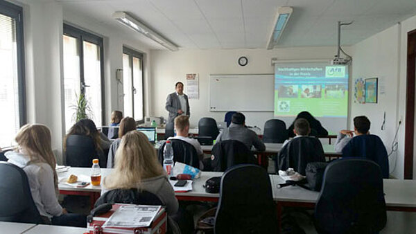 Netzwerkpartner zu Gast an der Euro Akademie Hannover