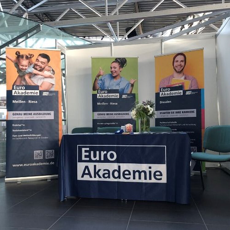 Infostand im Doppelpack