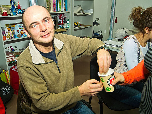 Angehende Erzieher "tanzen auf den Tischen"