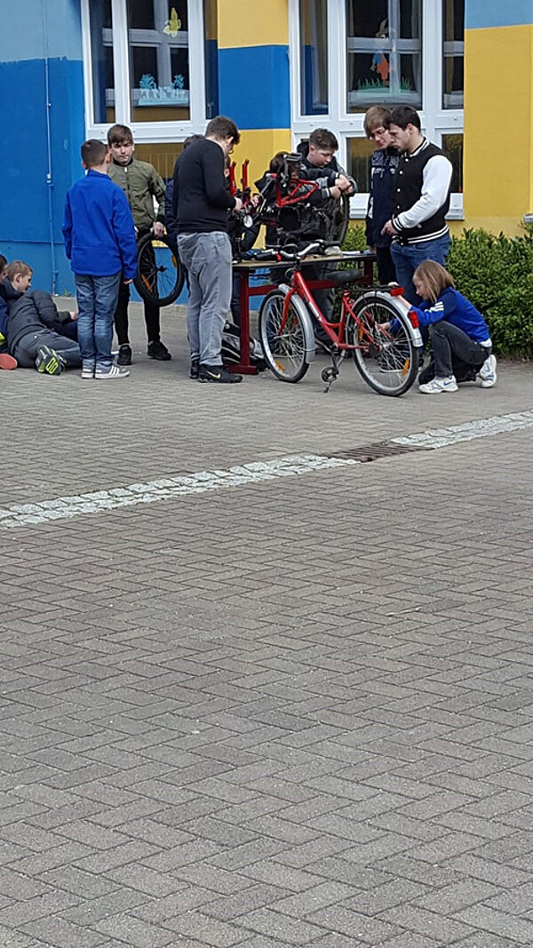 Tag der Verkehrserziehung an der Grundschule Erich Weinert in Wolfen