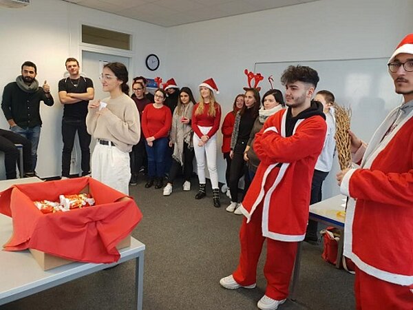 Nikolaustag an der Euro Akademie Aschaffenburg