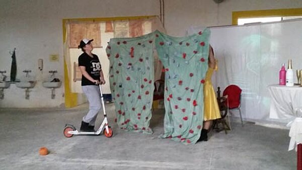 Erzieher spielten "Dornröschen"