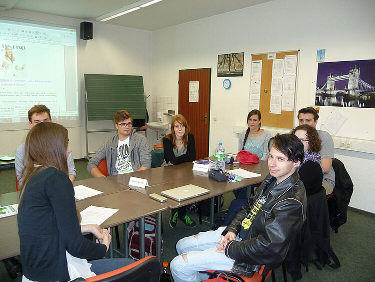 Gymnasiasten informierten sich über Ausbildung, Studium und berufliche Perspektiven