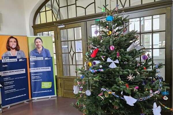 Es weihnachtet an der Euro Akademie Halle
