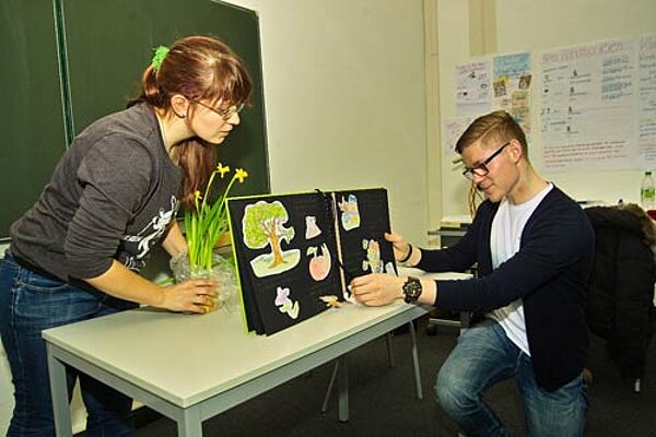 Projektarbeit – Kinderpfleger gestalten Kinderbilderbücher