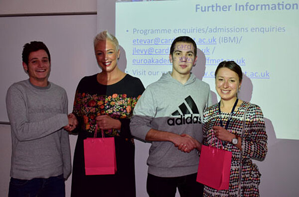 Im Ausland studieren: Bachelor als Top-up in Cardiff
