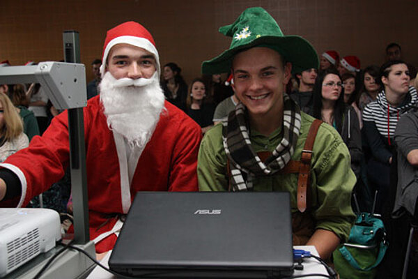 Traditionelles Weihnachtssingen an der Euro Akademie Chemnitz