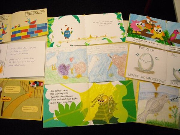 Kinderbuchillustrator Thomas Röhner besucht Erzieher-Klasse