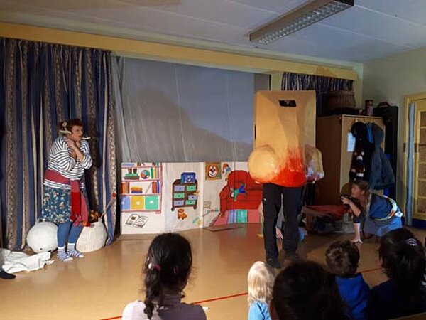 Superkräfte durch Gemüse – Theater für Kinder