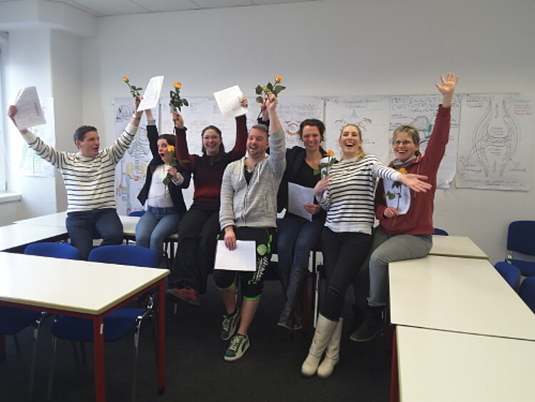 Endlich geschafft! Physiotherapeuten haben Examen in der Tasche