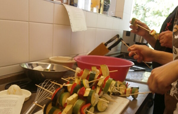 „Ich kann kochen!“ – Zukünftige Erzieher gehen mit gutem Beispiel voran