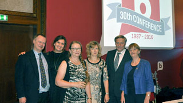 30 Jahre BUSINET: Herzlichen Glückwunsch!