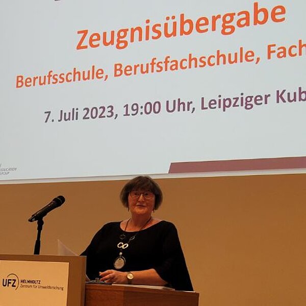 Herzlichen Glückwunsch an alle Absolventinnen und Absolventen