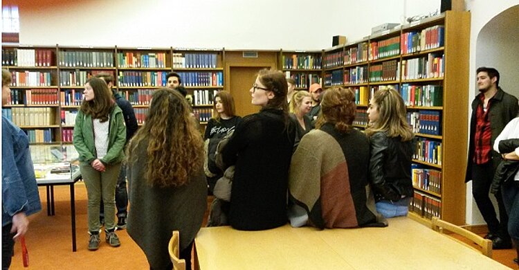 Exkursion in die Hofbibliothek Aschaffenburg