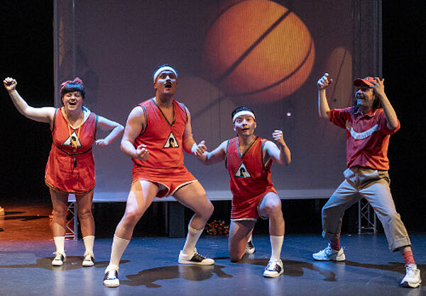 Die Sozialassistenten im Berliner GRIPS Theater