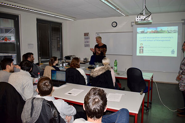 Im Ausland studieren: Bachelor als Top-up in Cardiff