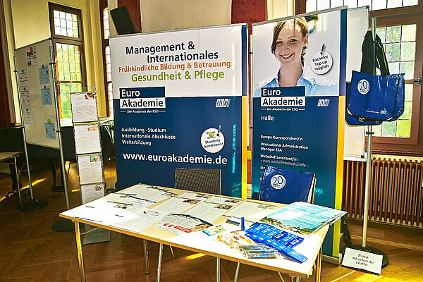 Perspektive 2014 - Euro Akademie Halle auf der Messe für Ausbildung und Studium