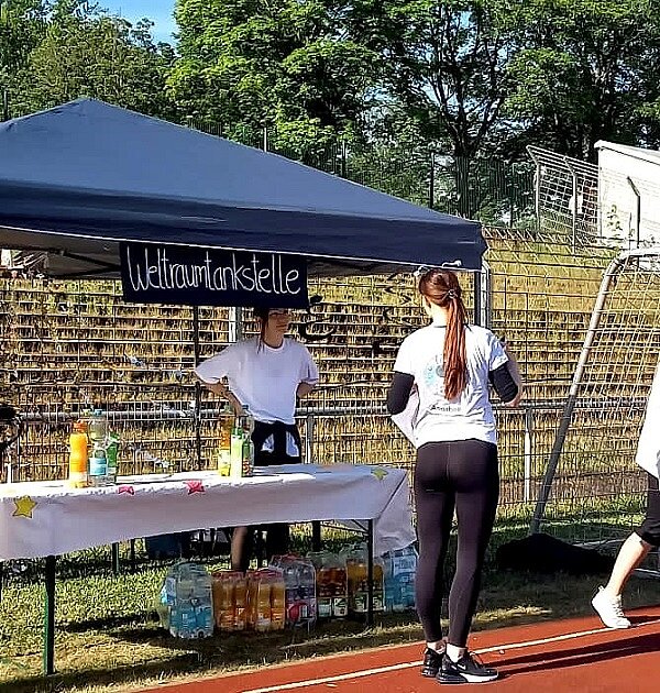 Sportliche Weltraumreise