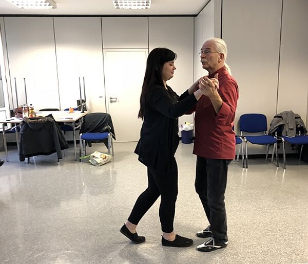 Projekttag: Tango Argentino – Bewegung und Tanz