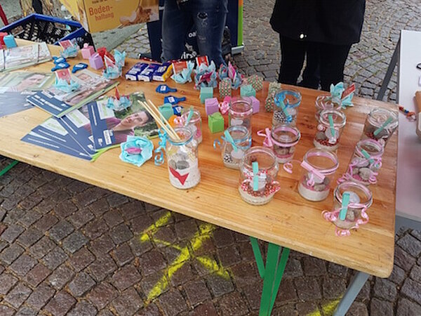 14. Seniorenmarkt auf dem Bitterfelder Marktplatz