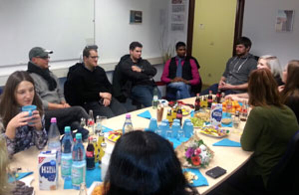 Vorweihnachtliches Alumni-Treffen