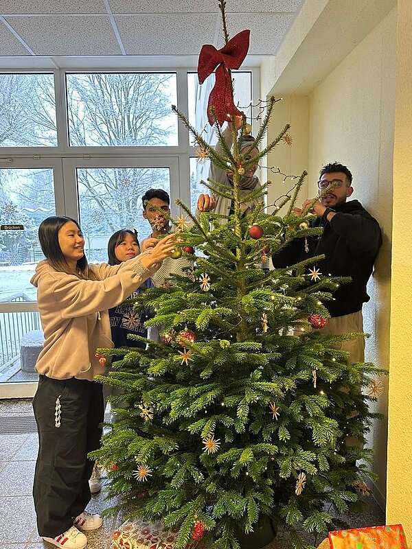 Weihnachtsfeeling an der Euro Akademie Weißenfels