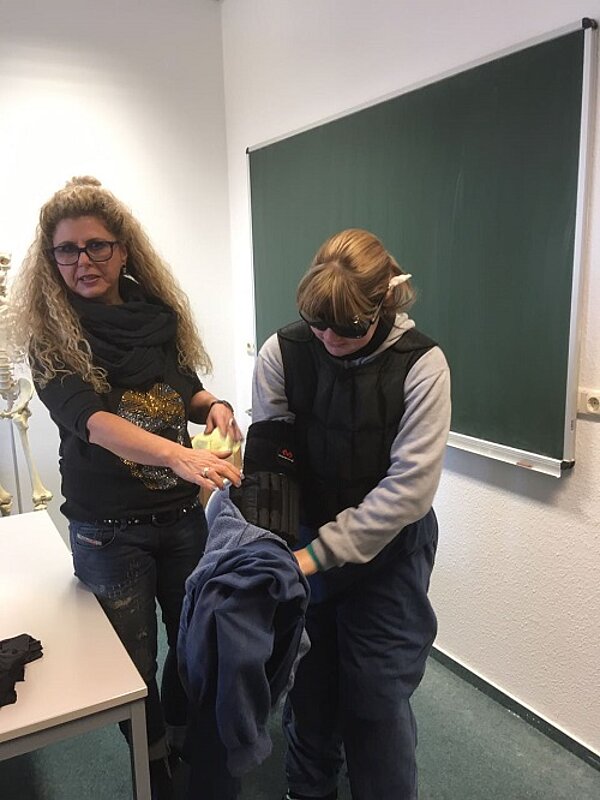 Praxisunterricht der angehenden Altenpfleger