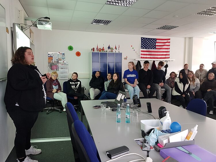 Besuch vom European College of Business and Management