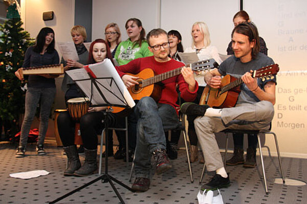 Traditionelles Weihnachtssingen an der Euro Akademie Chemnitz