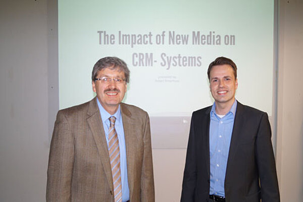 CRM-Systeme und neue Medien: Vortrag eines IBS-Absolventen
