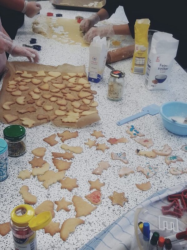 Weihnachtsbäckerei eröffnet