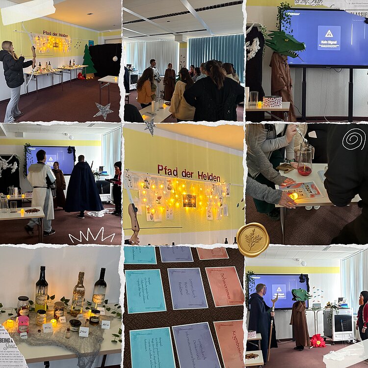 Collage aus mehreren Fotos einer thematisch gestalteten Veranstaltung in einem Seminarraum: Teilnehmende in Kostümen, dekorierte Stationen mit der Aufschrift „Pfad der Helden“, Aufgabenmaterialien sowie stimmungsvoll beleuchtete Tische und Requisiten.