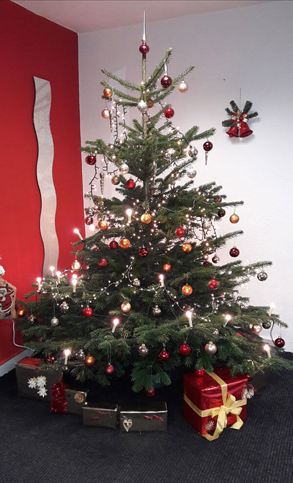 Advent, Advent ...