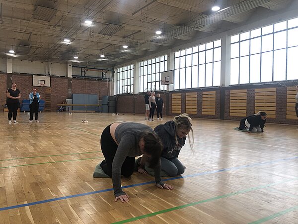 Impressionen: Grundlagen in den Bildungsbereichen Gesundheit, Bewegung, Musik