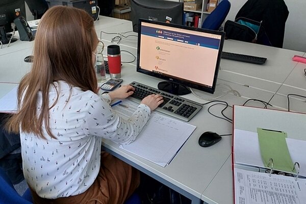 Wenn nicht persönlich, dann online international