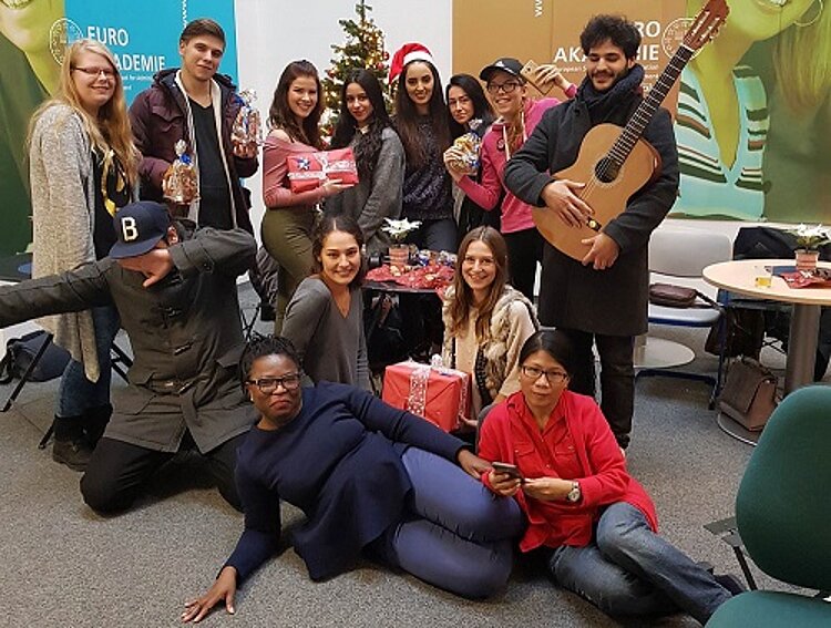 Weihnachtsfeier an der Euro Akademie Köln