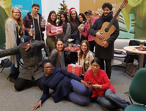 Weihnachtsfeier an der Euro Akademie Köln