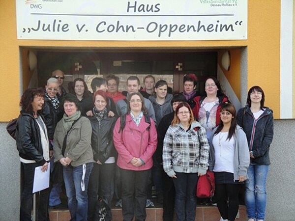 Altenpflegehilfe-Klasse auf Exkursion in Dessau