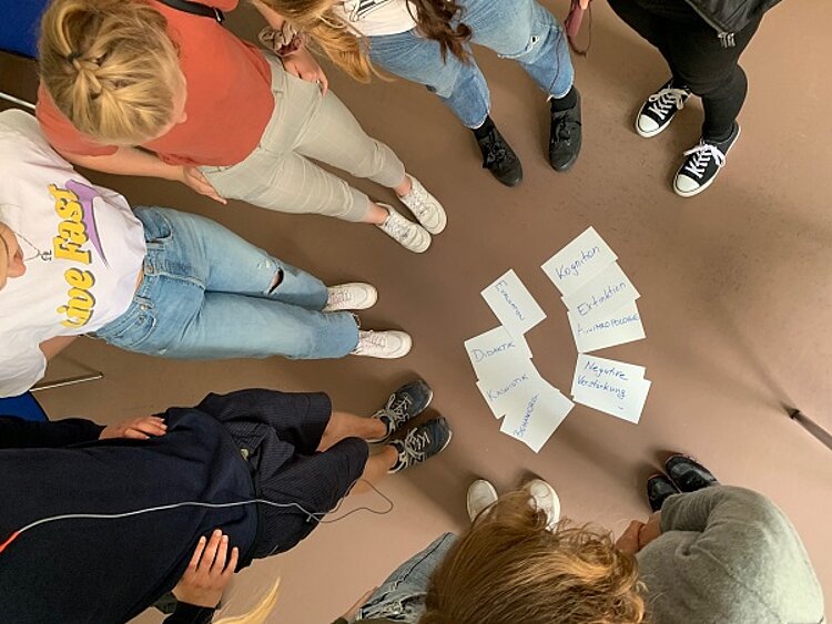 Absolvent*innen des Freiwilligen Sozialen Jahres zu Gast in Halle