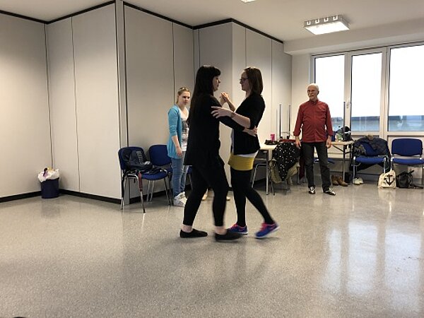 Projekttag: Tango Argentino – Bewegung und Tanz