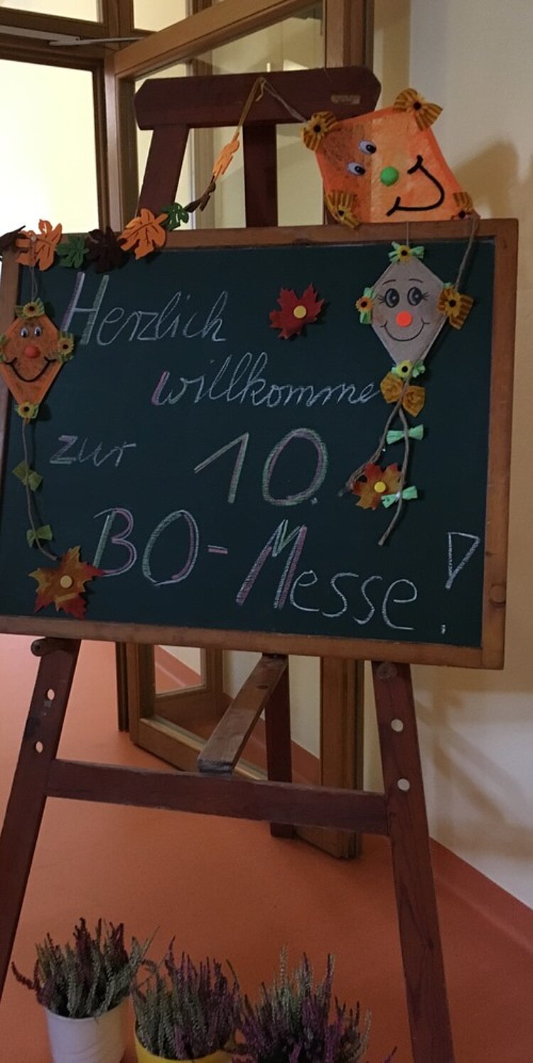 Berufsorientierungsmesse der Leonhard-Frank-Oberschule