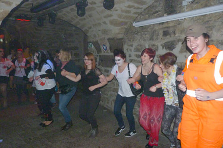 Schulfasching im Studentenklub Engelsburg