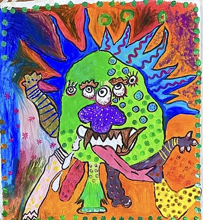 Buntes Fantasiewesen mit grünem Gesicht, lila Nase, mehreren Augen und Zähnen. Umgeben von wilden Mustern in Orange, Blau und Lila – erinnert an ein fröhlich-chaotisches Monster mit ausdrucksstarker Mimik.