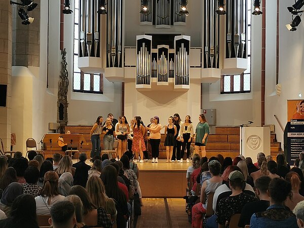 Feierlicher Start in das neue Schuljahr