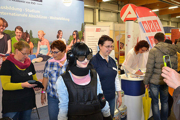 Pflegeberufe auf Messe vorgestellt