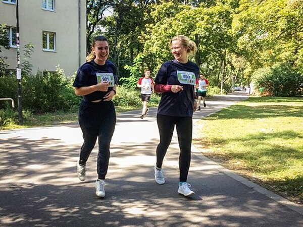 Euro Akademie tritt beim HALLIANZ Spendenlauf an