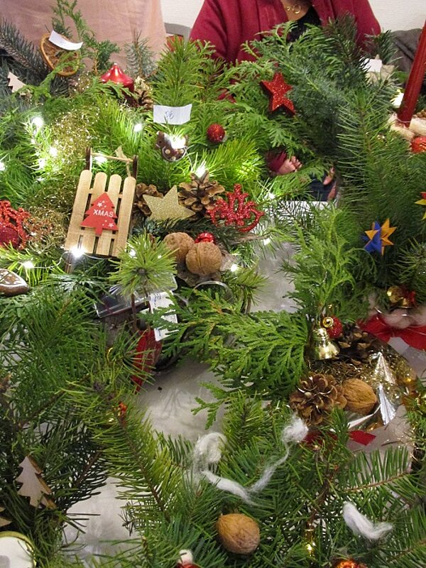 Weihnachtsbasar der angehenden Altenpflegehelfer