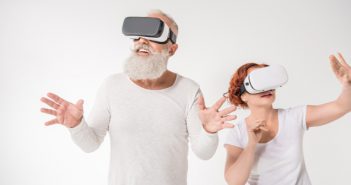 Mehr Lebensqualität für Senioren durch Virtual-Reality-Brillen